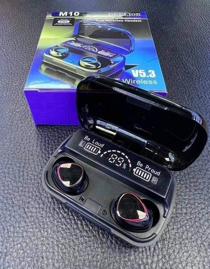 ساعة ذكية 7 في 1 + airpods M10